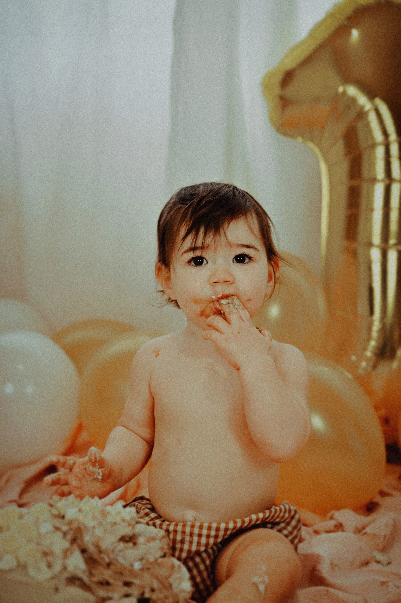 Photo-Smash-the-Cake-6